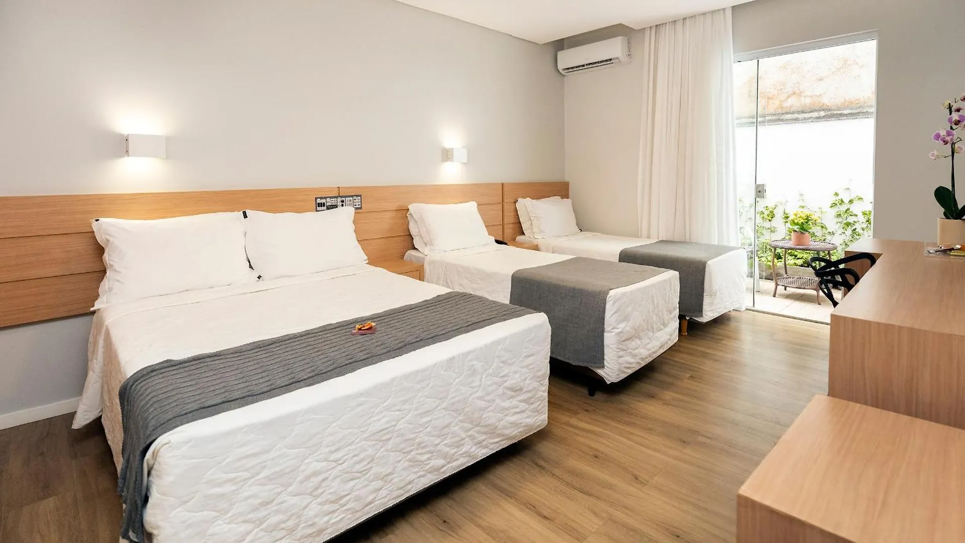 Tropikalya Gold Hotel Balneário Camboriú