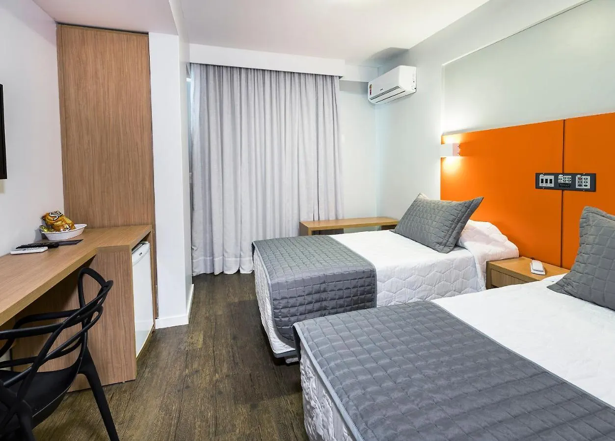 Tropikalya Gold Hotel Balneário Camboriú 3*,
